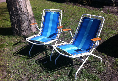 Sun chairs for sale at the Tid & Rum-shop.